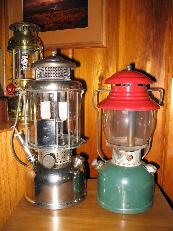 Coleman 1951 Christmas lantern