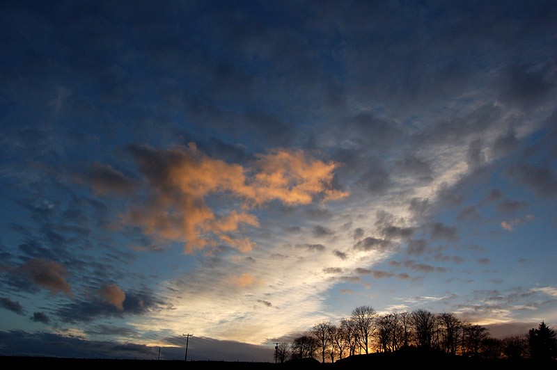 13th December 2005 illuminated cloud