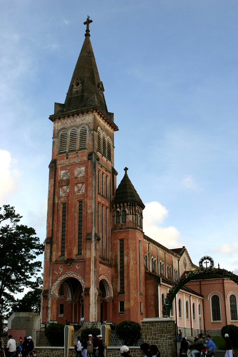 Da Lat-Nha Tho Con Ga-Cathedral