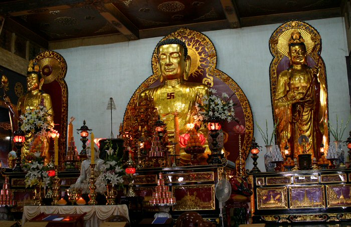 Cha Vinh Nghim Temple