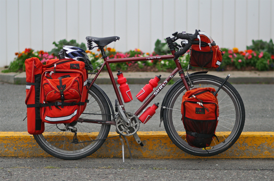 092  Sebastian - Touring Canada - Surly Long Haul Trucker touring bike