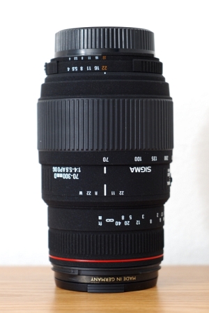 Sigma AF 70-300mm F4-5.6 APO DG MACRO