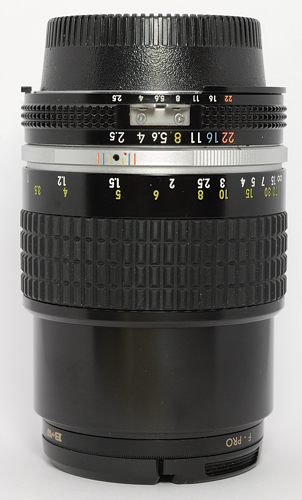 Nikon AIS 105mm F2.5