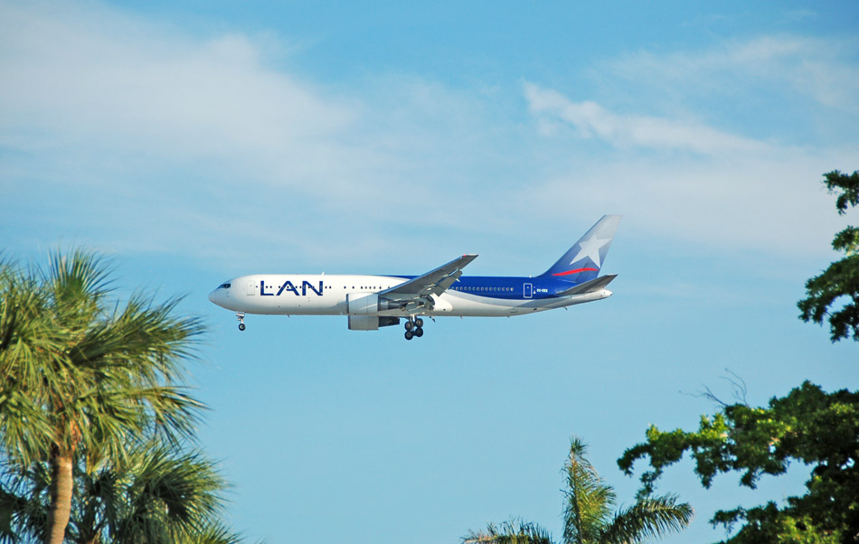 CC-CEK Lan Chile Boeing 767-300