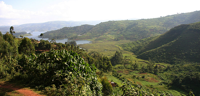 The road to Lake Bunyoni. Seem to have a lack of photos of this place...