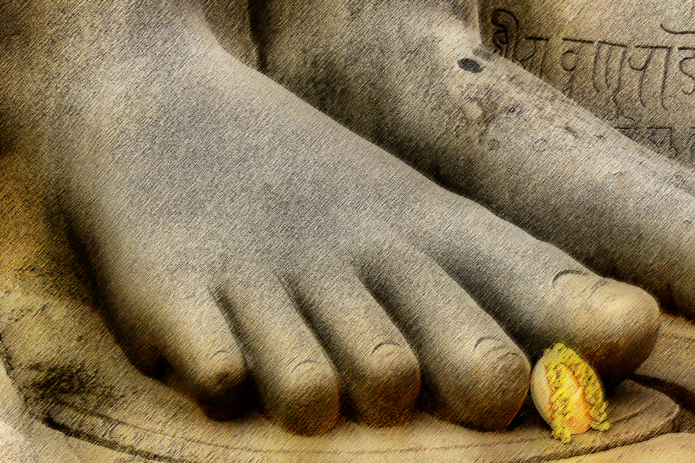 Jain statue rough pastels sandstone web.jpg