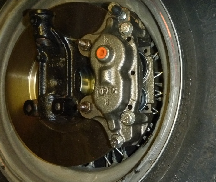 Toyota 4-piston caliper in position