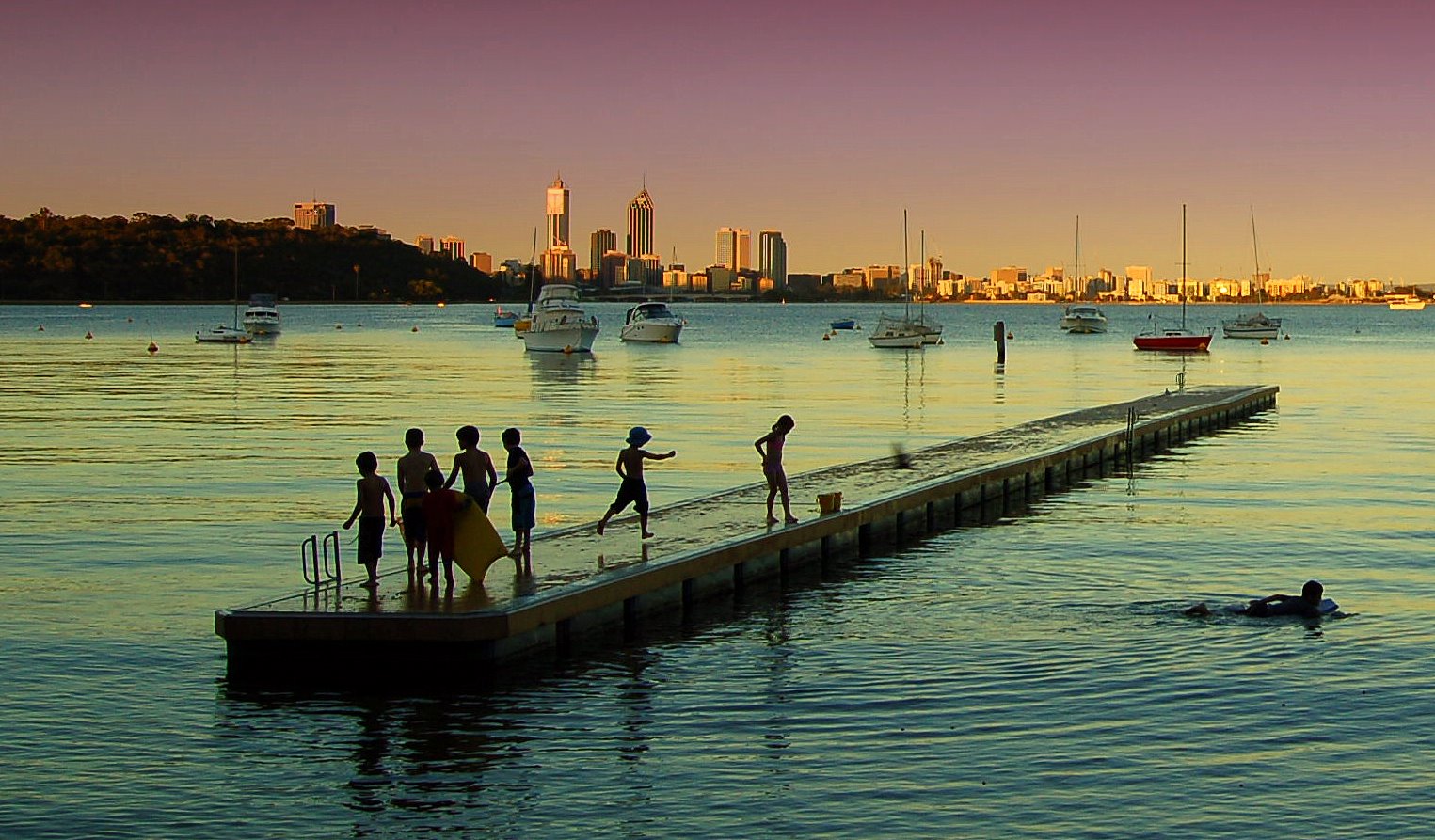 West Oz kids at play.JPG