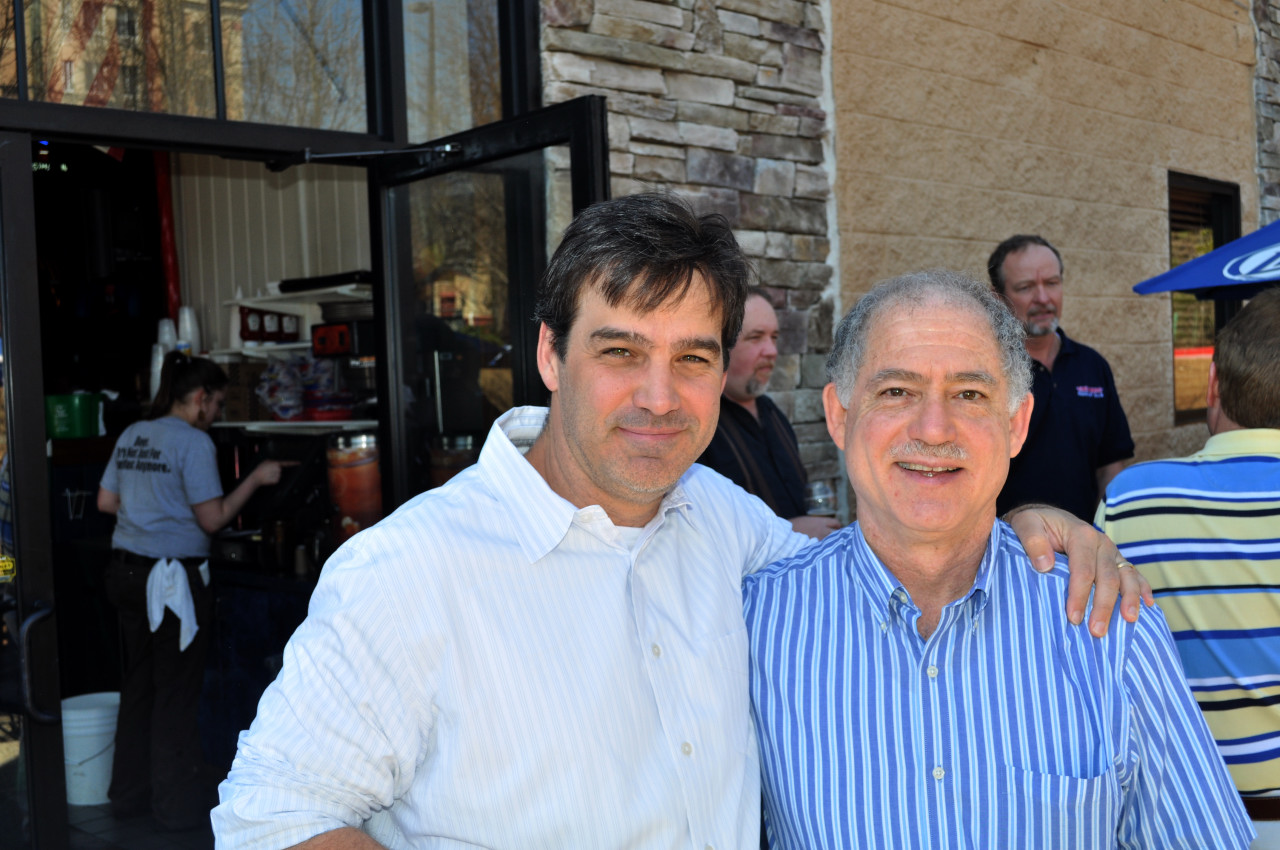 CSC_0023 Ed Ross n Mike.JPG