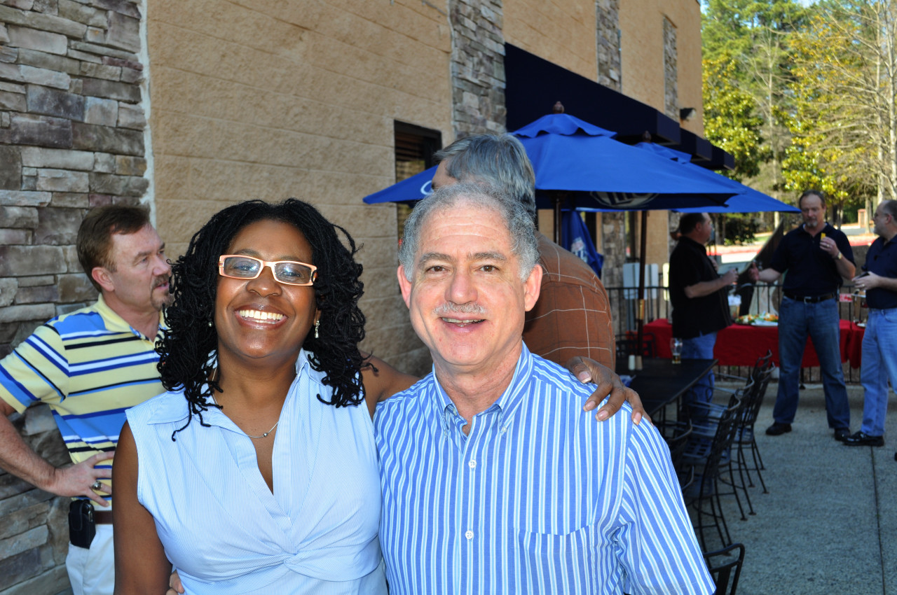 CSC_0025 Naudja Threadgill n Mike.JPG