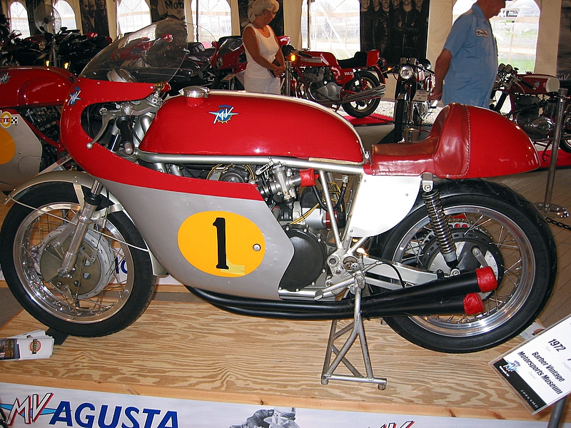 Four cylinder MV