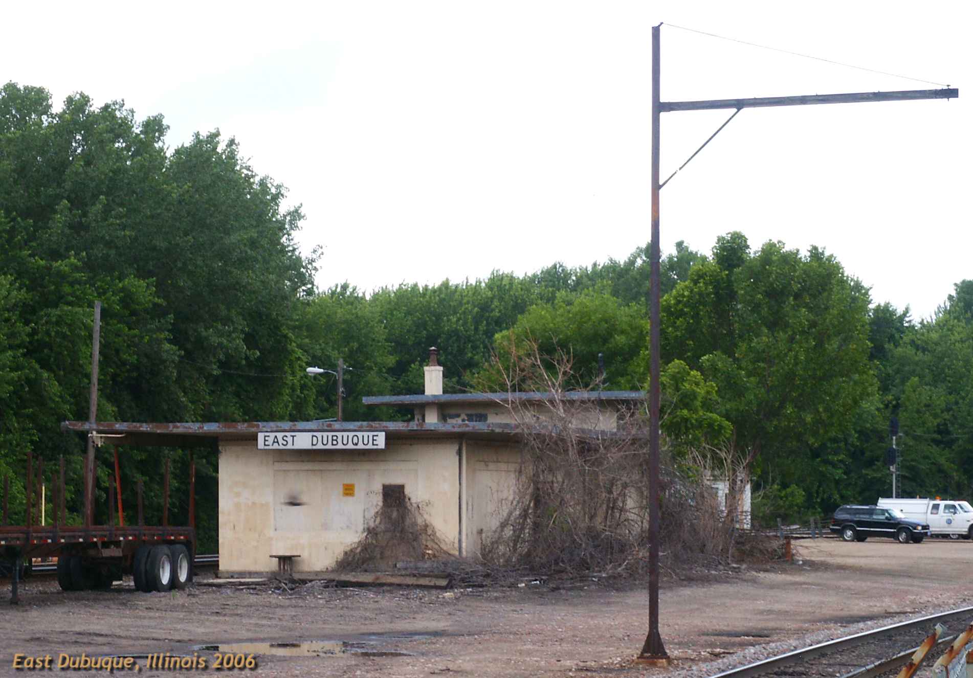 Chicago Burlington & Quincy Depot, East Dubuque Illinois.jpg