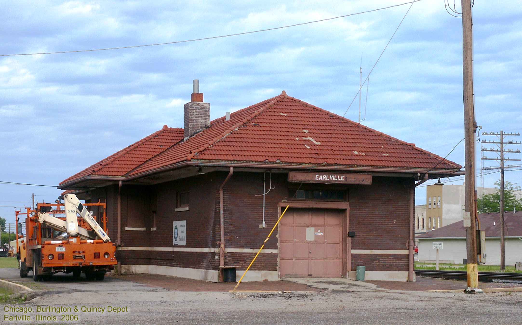 Chicago, Burlington & Quincy Depot, Earlville, Illinois 2006.jpg