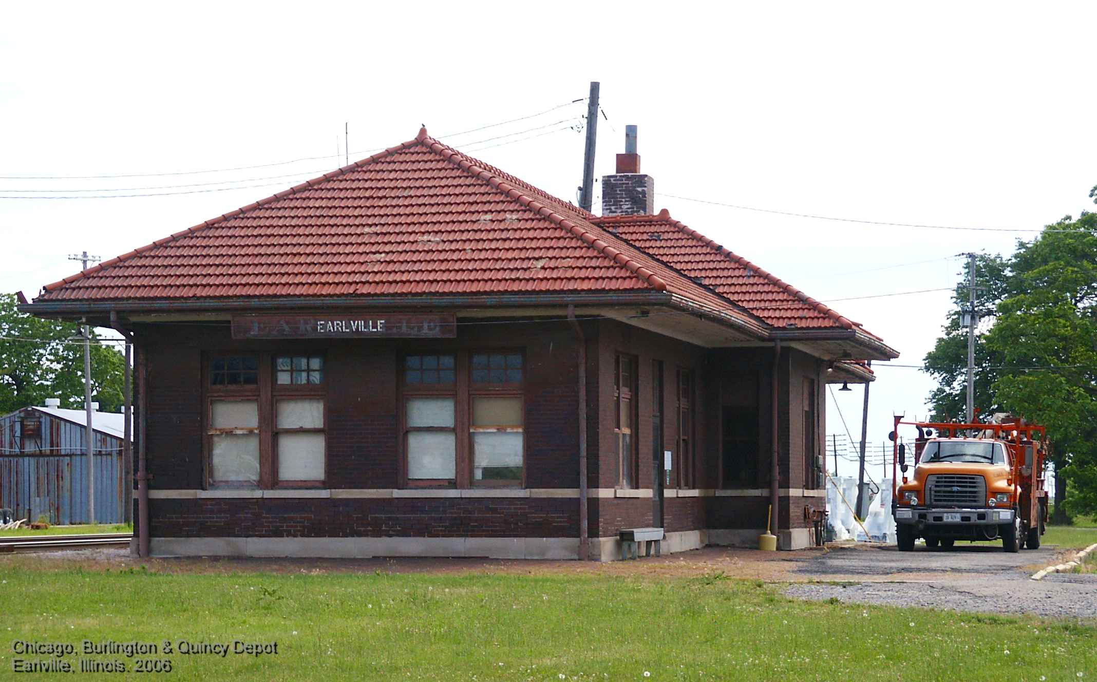 Chicago, Burlington & Quincy Depot, Earlville, Illinois westbound view.jpg