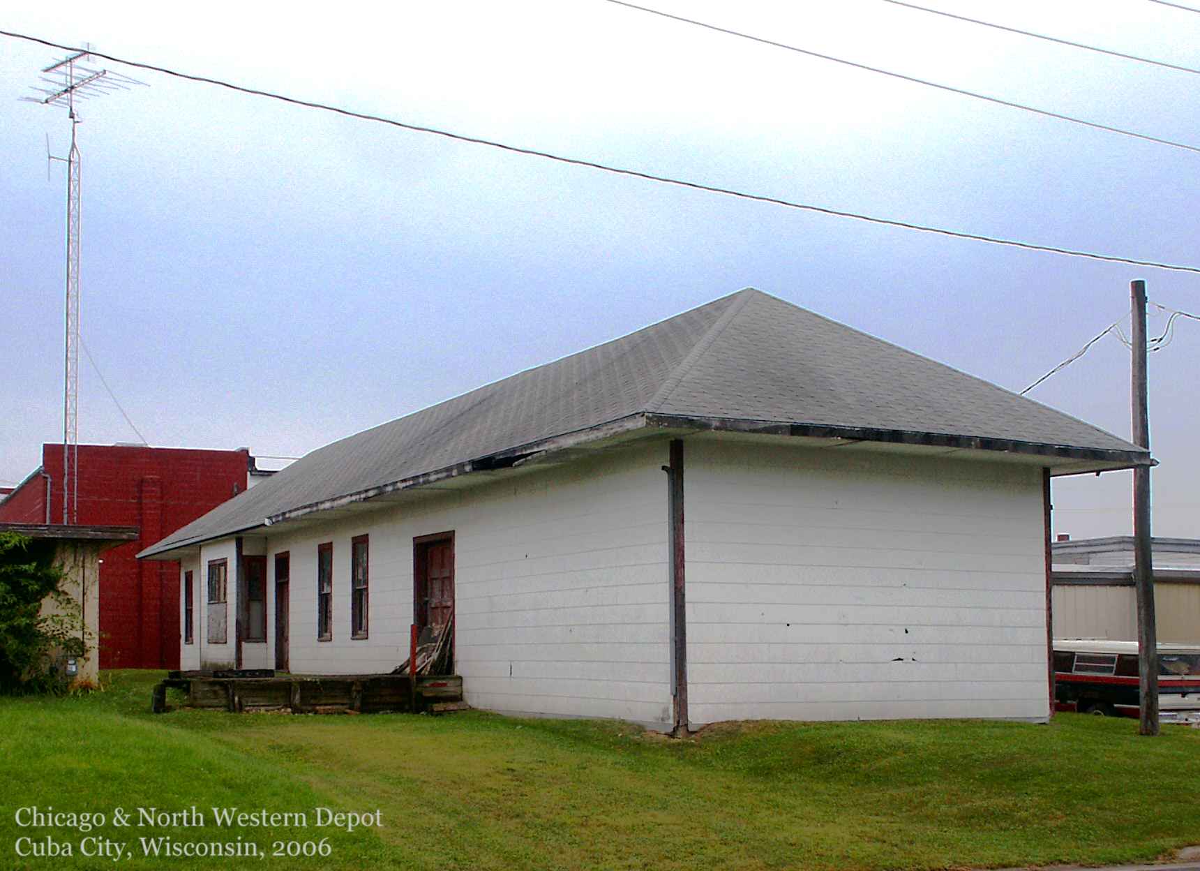 Chicago & North Western Depot at Cuba City Wisconsin 2006.jpg