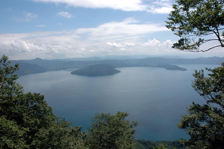 Lake Towada (01)