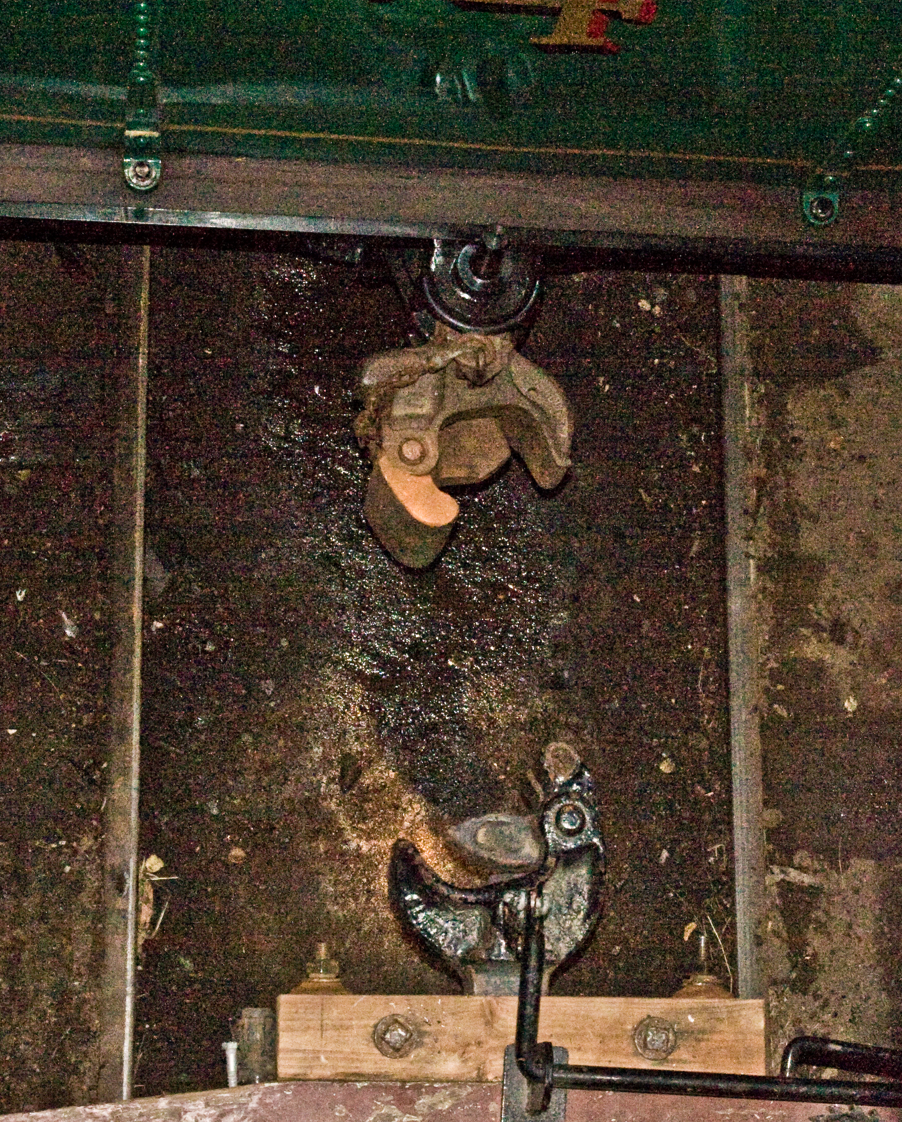 First knuckle-to-knuckle coupling at Ardenwood
