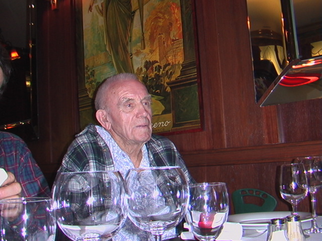Camcorder 555.JPG