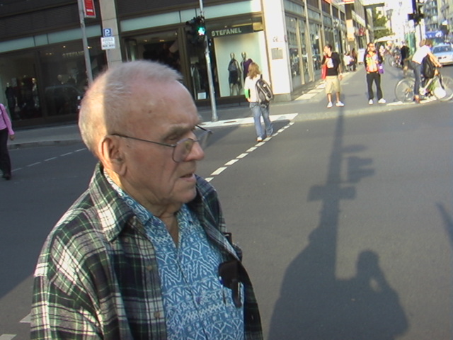 Camcorder 977.JPG