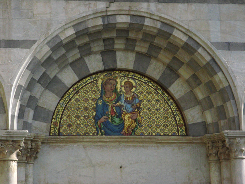 Santa Caterina, Mosaic  over Main Portal 8066