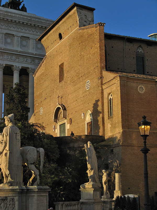 Santa Maria in Aracoeli from the Piazza del Campidoglio0345