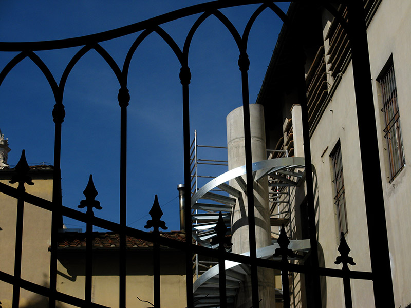Biblioteca delle Oblat, old and new0135.jpg
