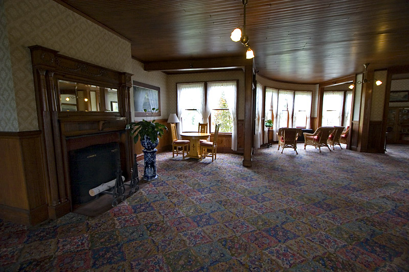 Inside-the-hotel-3.jpg