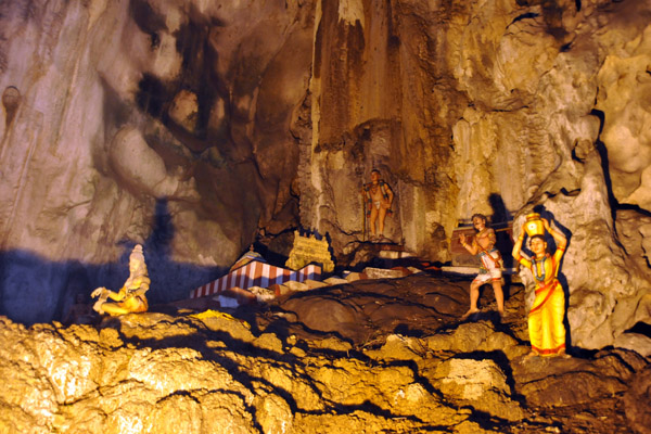 Illuminated statues, Batu Caves
