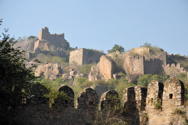 Golconda Fort, 8km west of Hyderabad, 16th Century