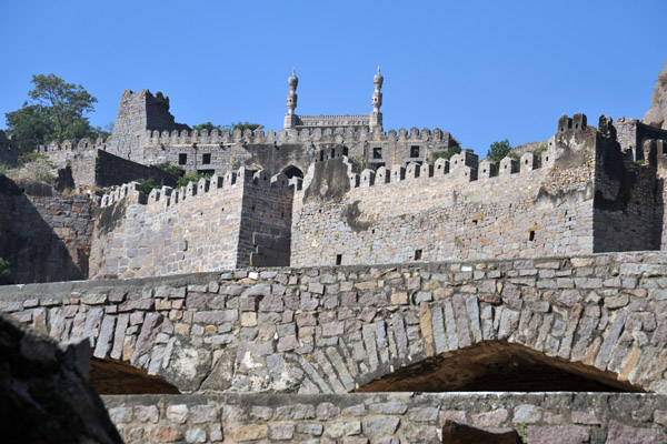 Golconda was made capital in 1518 by Sultan Quli, founder of the Qutub Shahi Kingdom