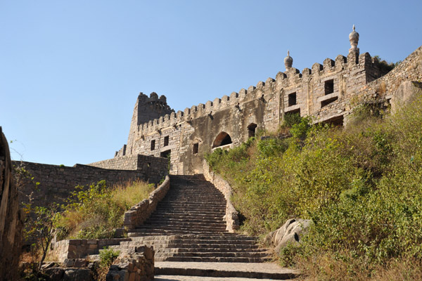 Climbing to the Citadel of Golconda Fort