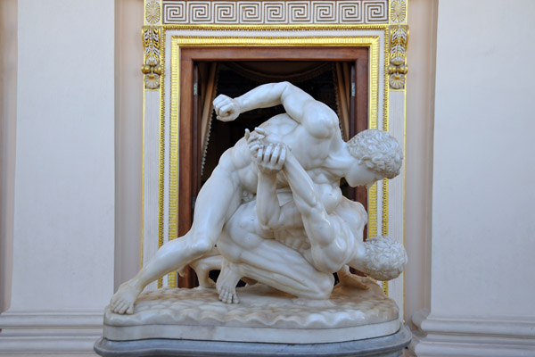Afzal Mahal sculpture of wrestlers