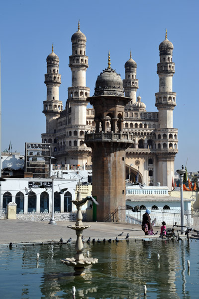 Charminar seen from the Makkah Masjid