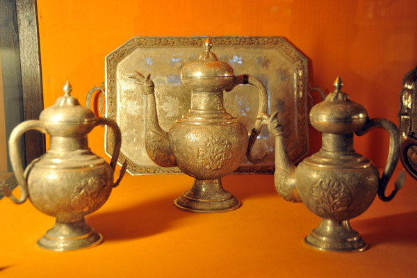 Silver pots and tra, HEH The Nizam Museum