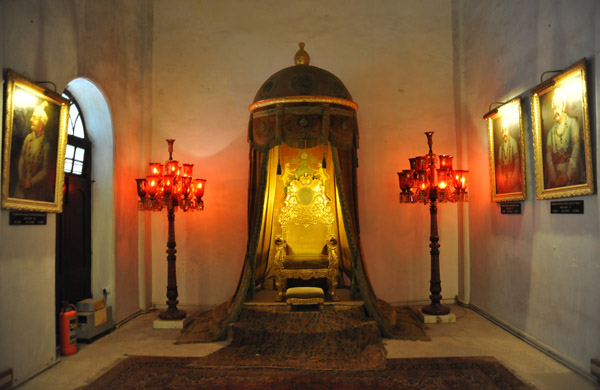 Jubilee Hall Throne , 1937