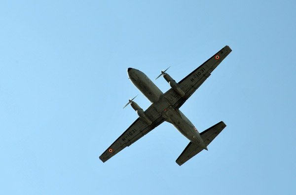 Indian military turboprop (reg H-1031) going into the old Hyderabad Airport (VOHY)