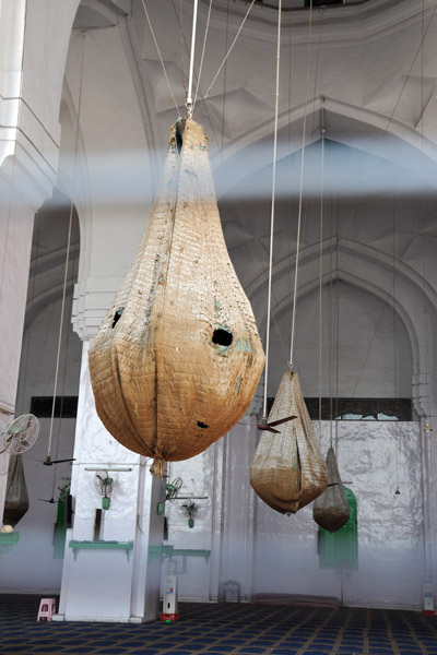 Covered chandeliers, Makkah Masjid