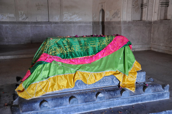 Tomb of Hayat Bakhshi Begum