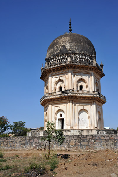Tomb of the 2nd King, Jamsheed Quli Qutb Shah who reigned 1543-1550