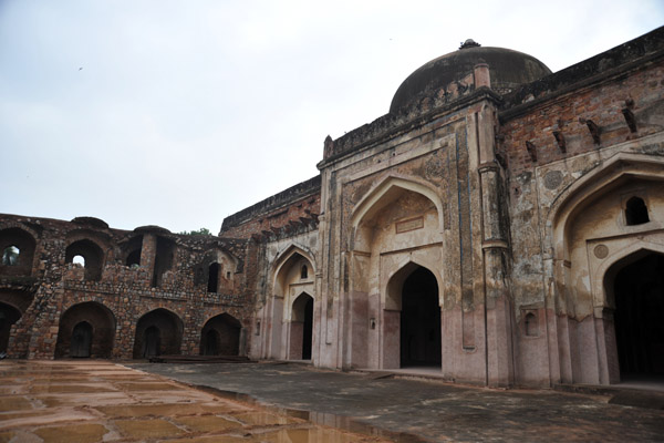 Masjid Khairul Manzil, New Delhi
