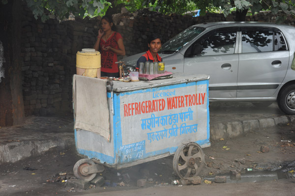Licensed Refrigerated Water Trolly, New Delhi