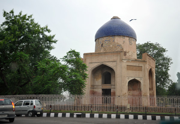 Blue tiled dome of Delhi's oldest Mughal-era ruin, 1625