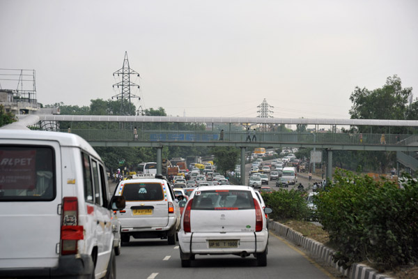 More cars than road, New Delhi