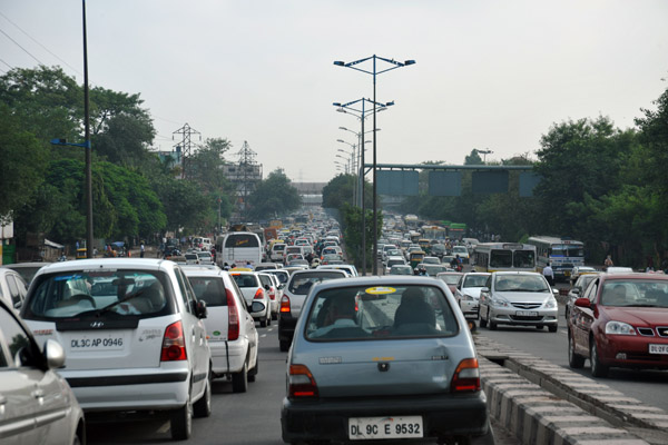 Leave lots of extra time if you're trying to get around New Delhi