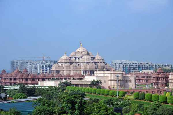 The nearby overpass offers a good view of the temple complex at Akshardham