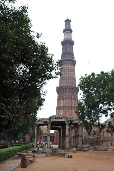 Qutb Minar - 72.5m (237ft)