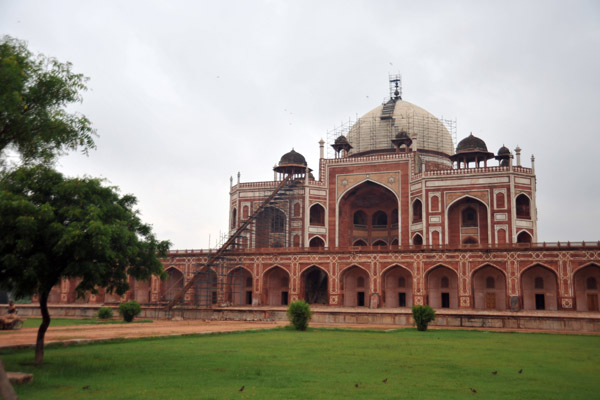 Eastern faade of the Tomb of Humayun during 2009 renovations