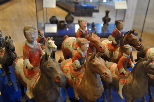 Mounted soldiers, Western Han dynasty, 206 BC- 24 AD