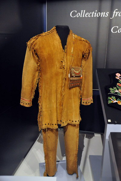 Man's hide suit, Mississauga, Great Lakes region