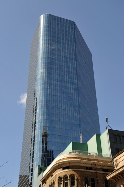 Cadillac Fairview Tower, Queen St
